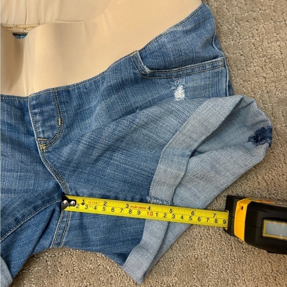 Old Navy Maternity Denim Jean Shorts with Cuff Women's Size 8 - Picture 11 of 14
